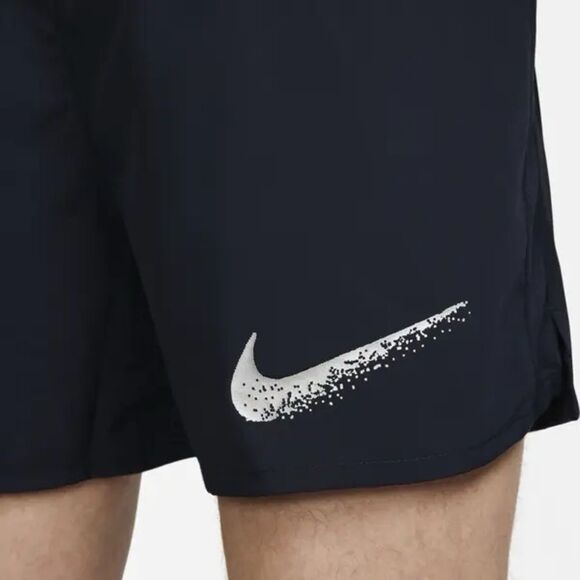 NIKE 
Dri-Fit Challenger 5" Brief-Lined Shorts - Picture 9 of 12